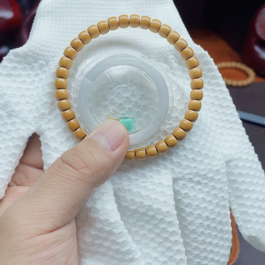 橄榄核吊坠0.65核尖手串