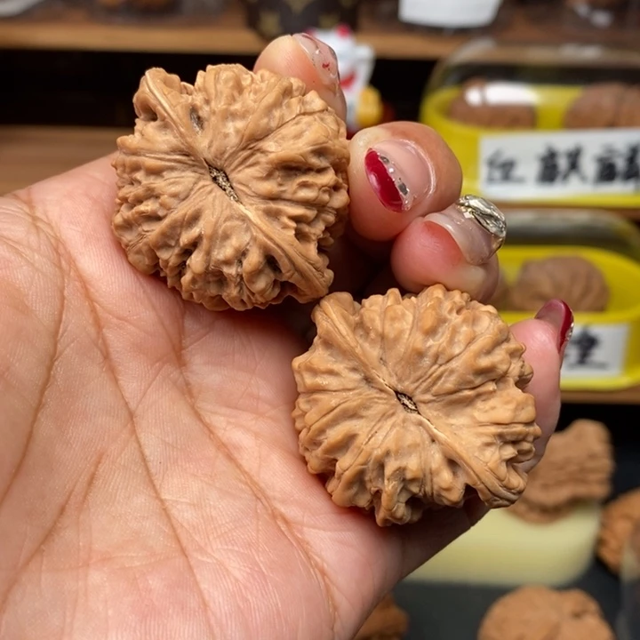 文玩核桃吊坠?****?40官帽