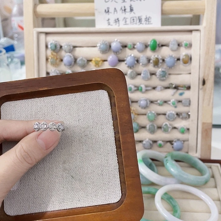 翡翠未镶嵌颈饰天然翡翠Ａ货