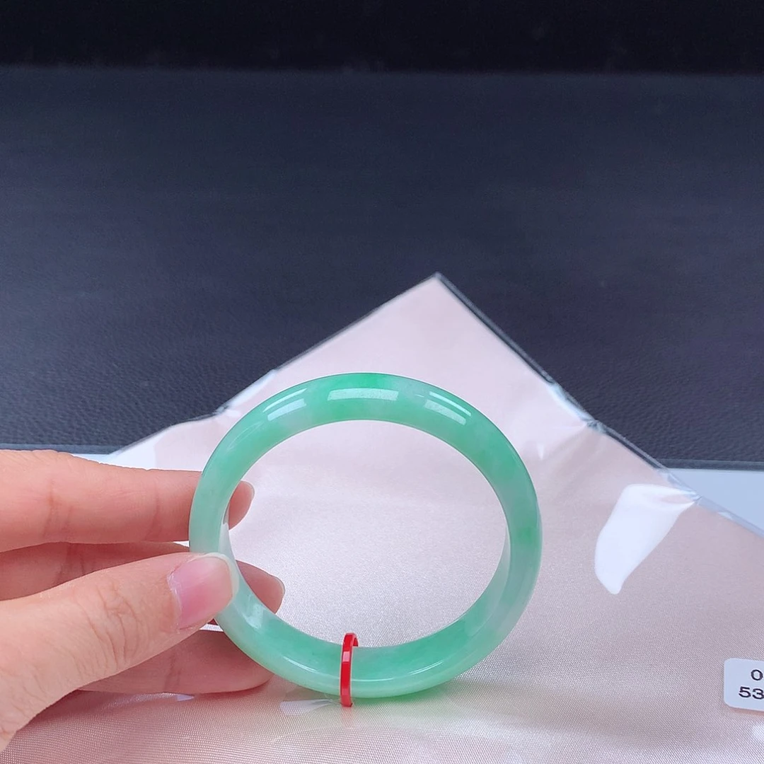 翡翠手镯未镶嵌爱****女手镯001811