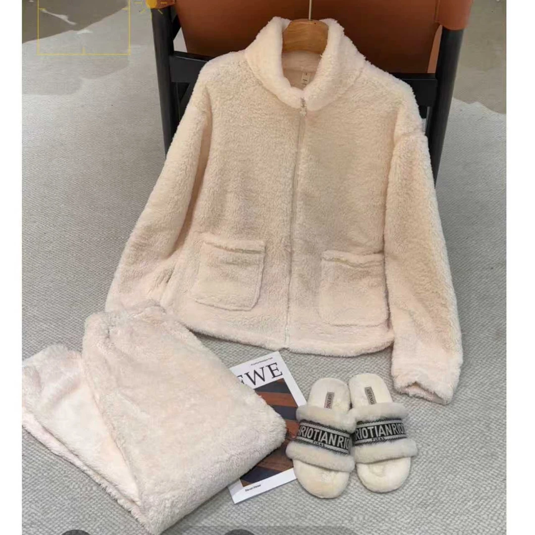 玳妮【绒宝宝】冬季 加绒保暖拉链设计感外穿家居服 宽松休闲两件套