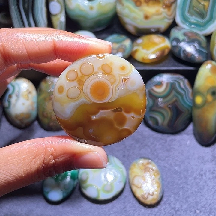 玛瑙/玉髓珠宝奇石未镶嵌