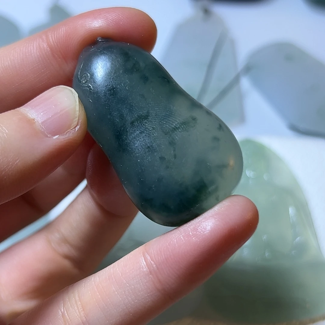 未镶嵌定制翡翠挂件