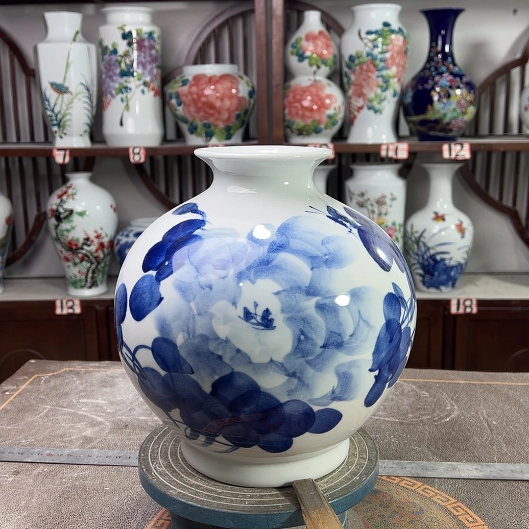 陶摆件景德镇陶瓷石青牡