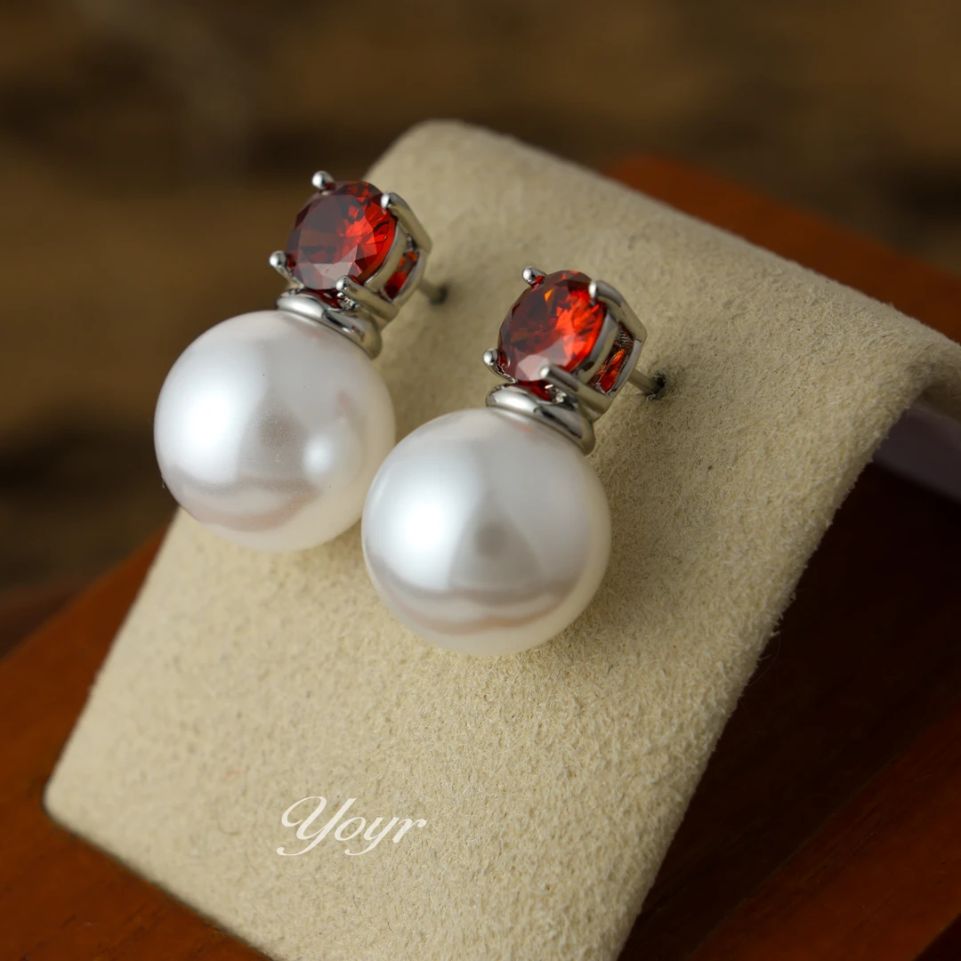 YOYR 黄铜耳饰 新年红雪胖子简约高级感新年耳钉红色百搭精品耳环