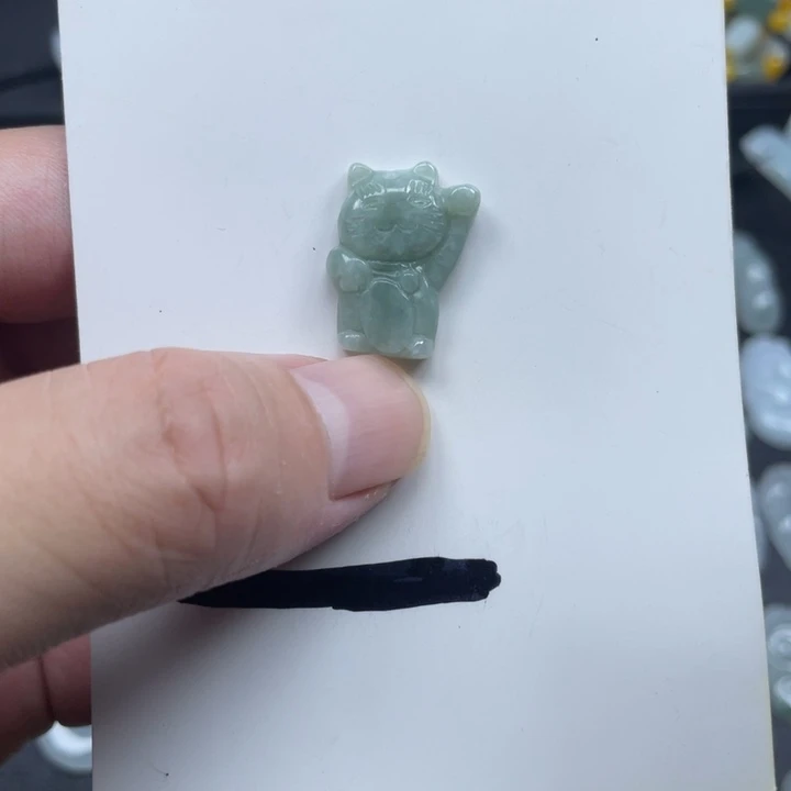 翡翠未镶嵌颈饰福利