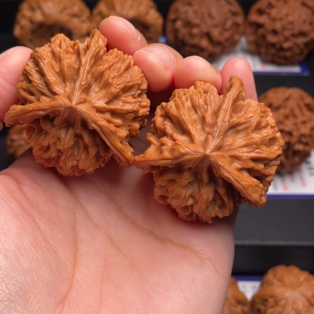 把件文玩核桃帝王三棱45全品
