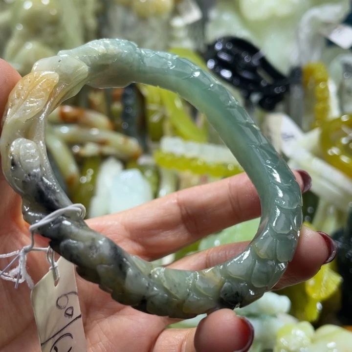 岫玉未镶嵌手镯95