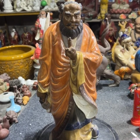 紫砂陶瓷摆件！！！！！！易****人