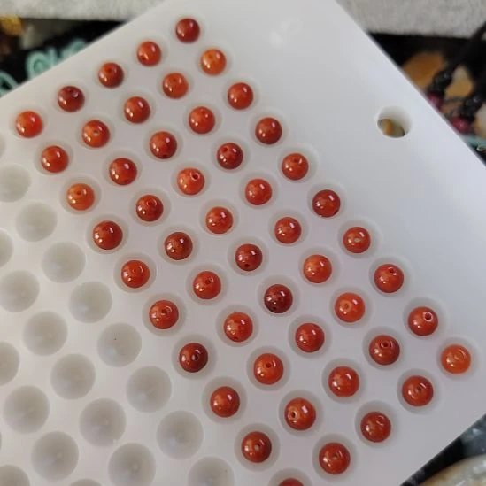 翡翠未镶嵌颈饰卡6珠子，50颗