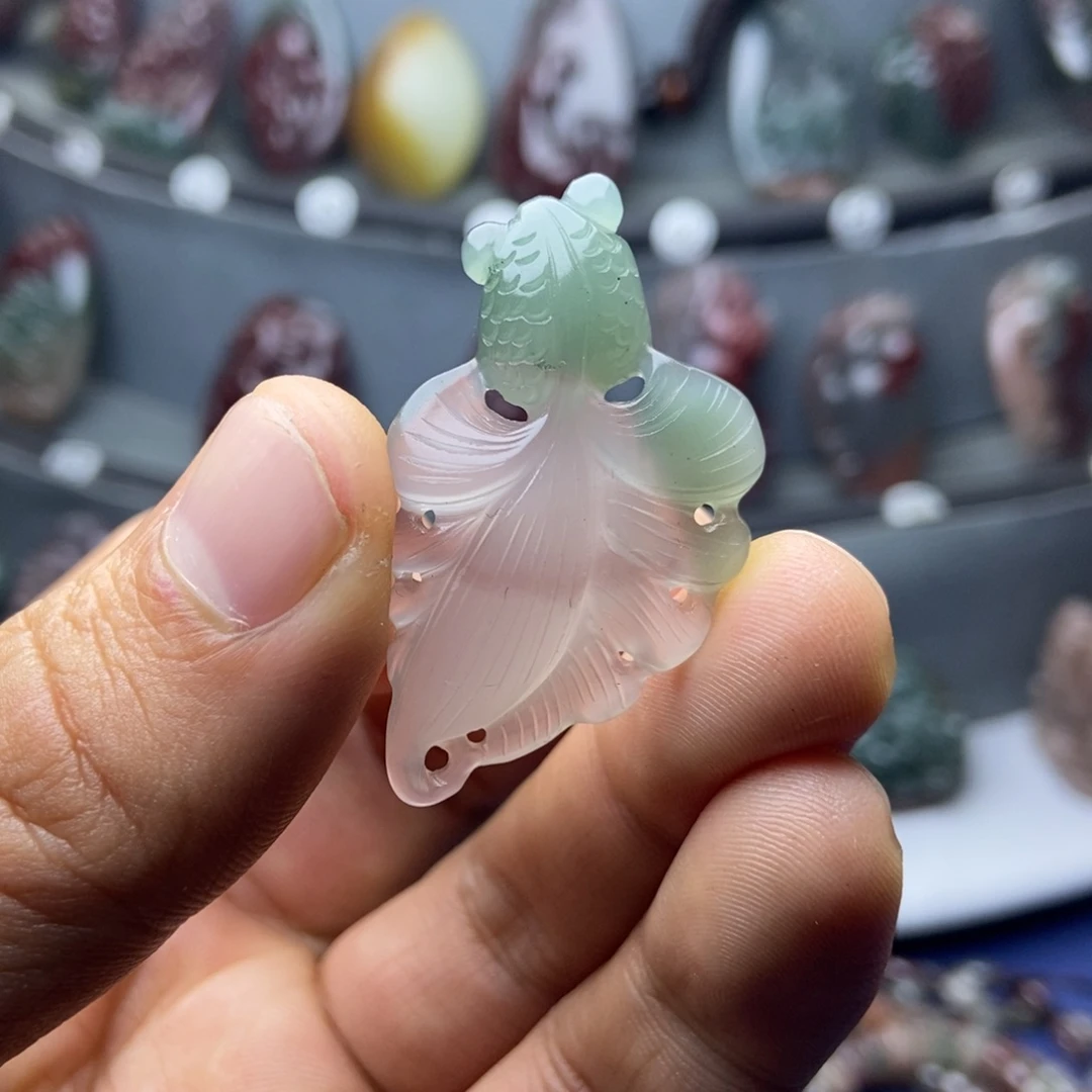 玛瑙/玉髓未镶嵌颈饰