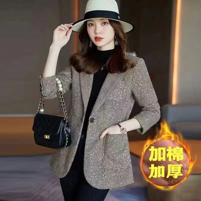 女装新款上衣韩版短款格子休闲女士小西装外套