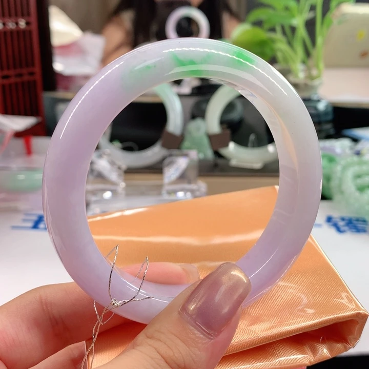 翡翠未镶嵌手镯58圈口