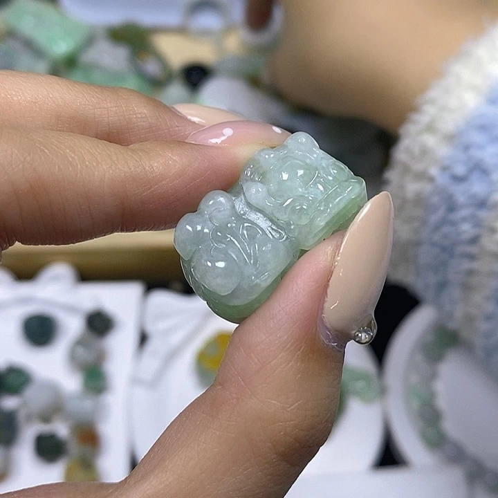 翡翠散珠天然缅甸翡翠