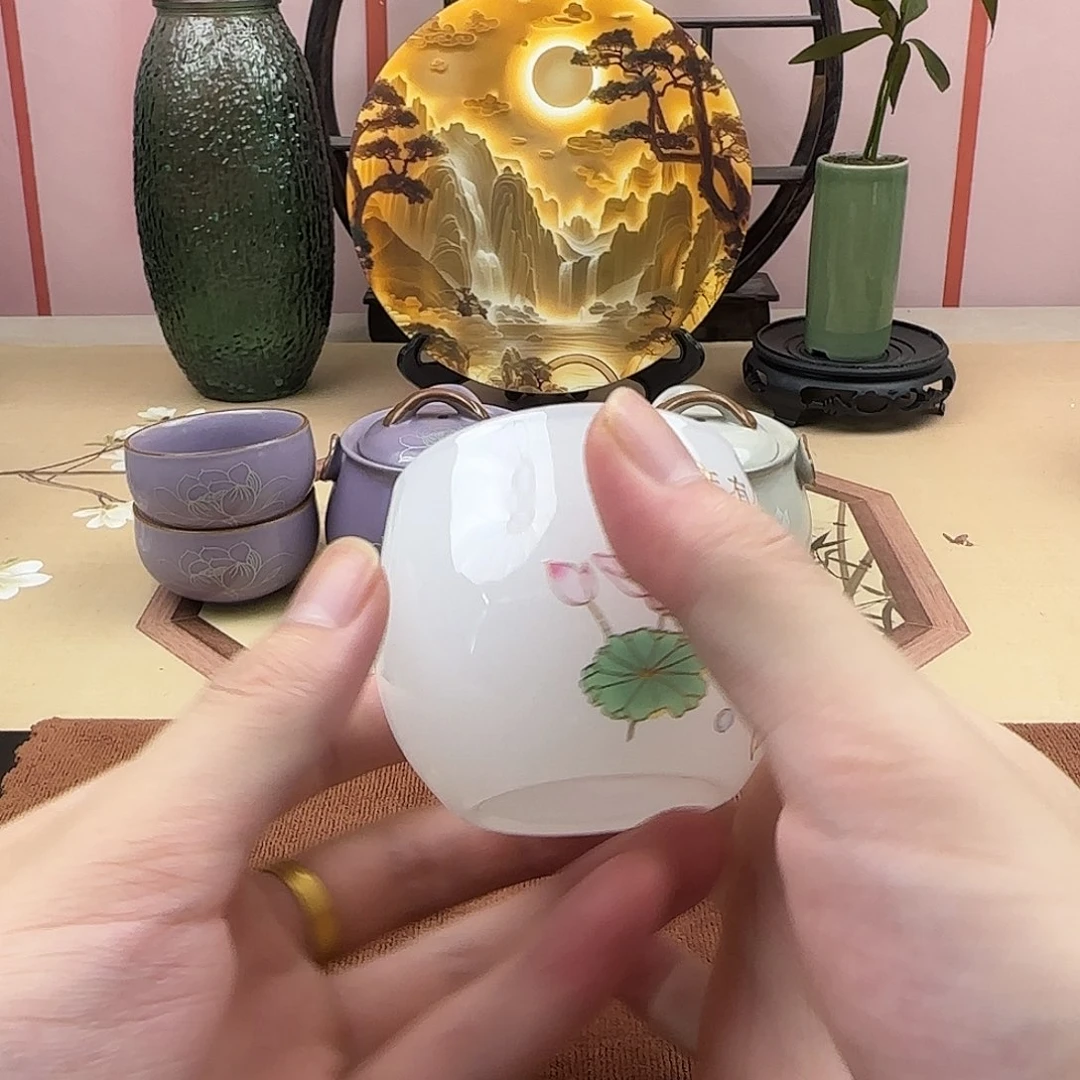 玉白琉璃年年有余主人杯