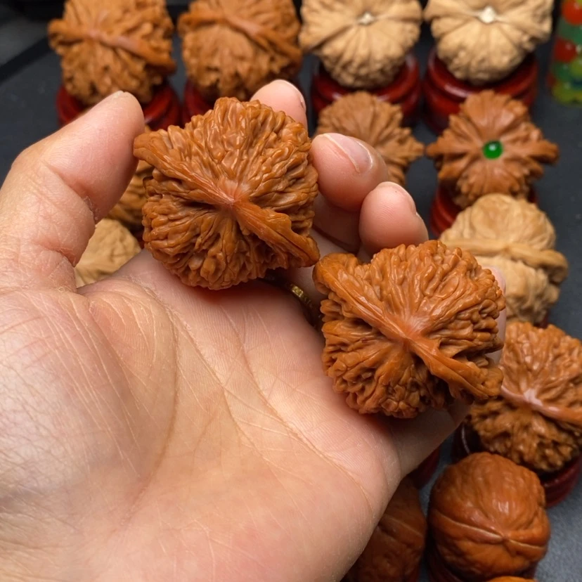 【闪购商品】文玩核桃把件C****8核桃