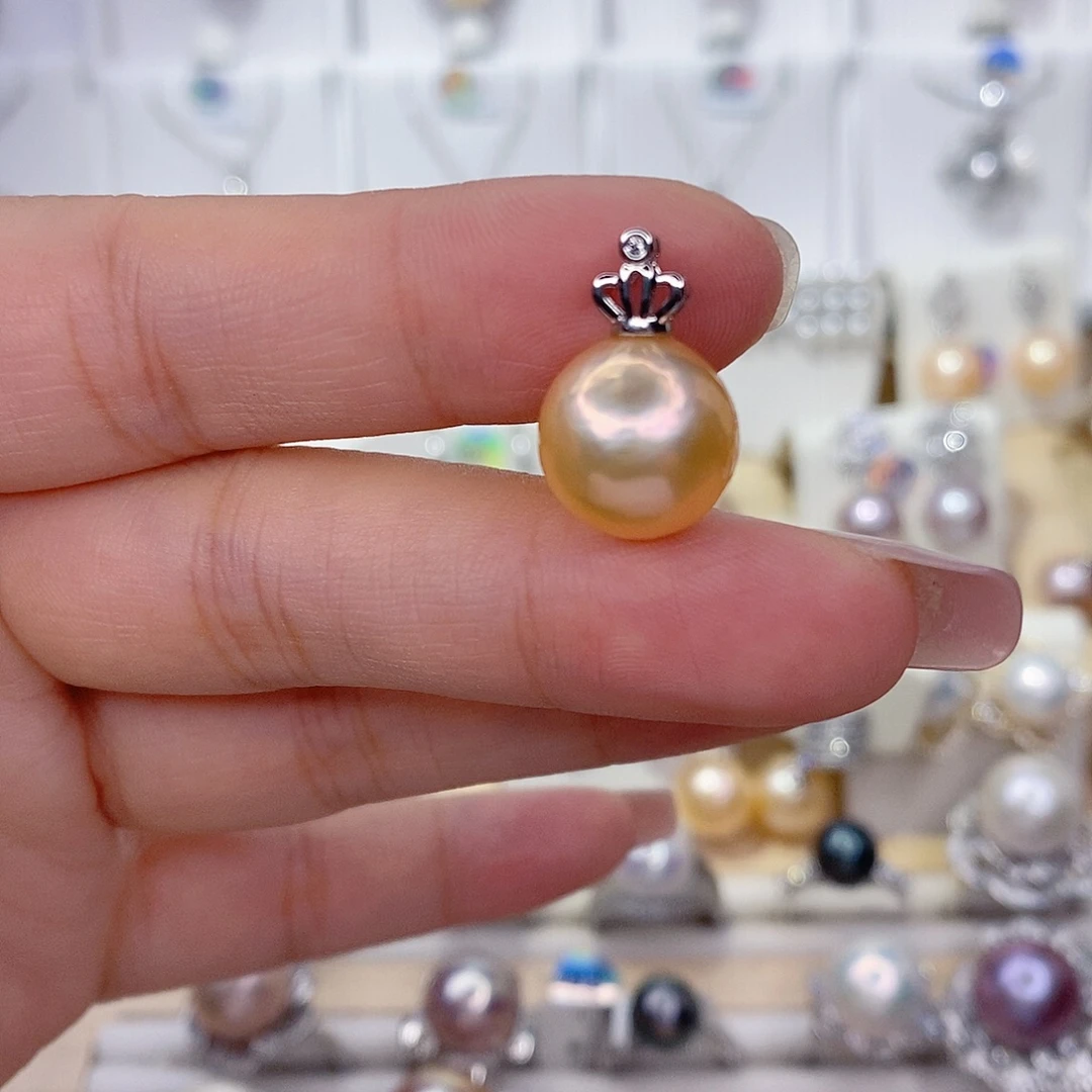 淡水珍珠吊坠(赠链)未镶嵌