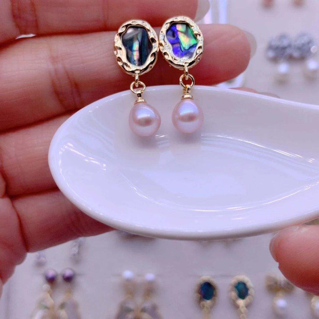 淡水珍珠合金耳饰