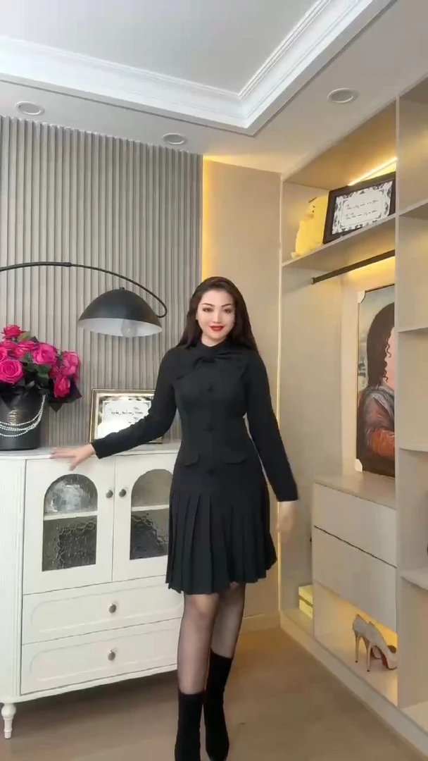 显瘦气质长袖时尚百搭收腰连衣裙