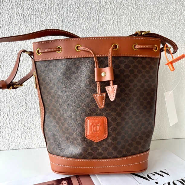95新 Celine/思琳 XM/凯旋门中号抽绳水桶单肩包/EE04804008/换