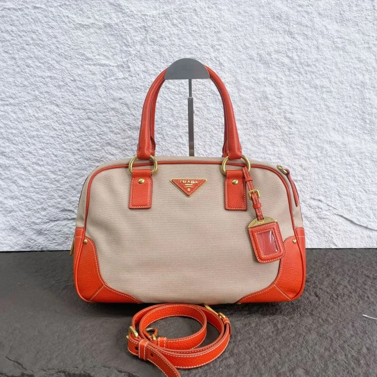 95新/普拉达/包包/[251108NKNC]/C18975839118