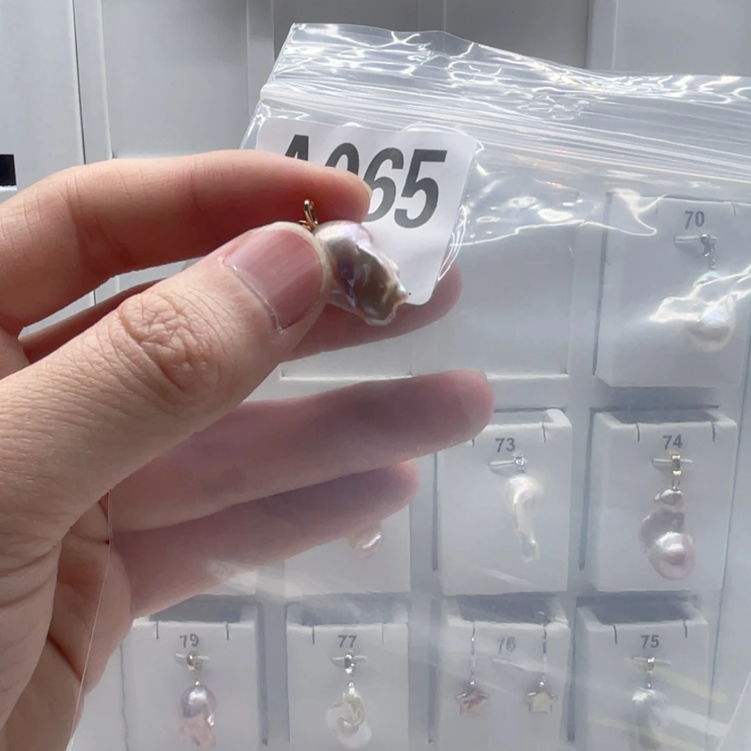 淡水珍珠合金颈饰