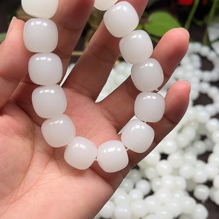 和田玉（白玉）未镶嵌颈饰