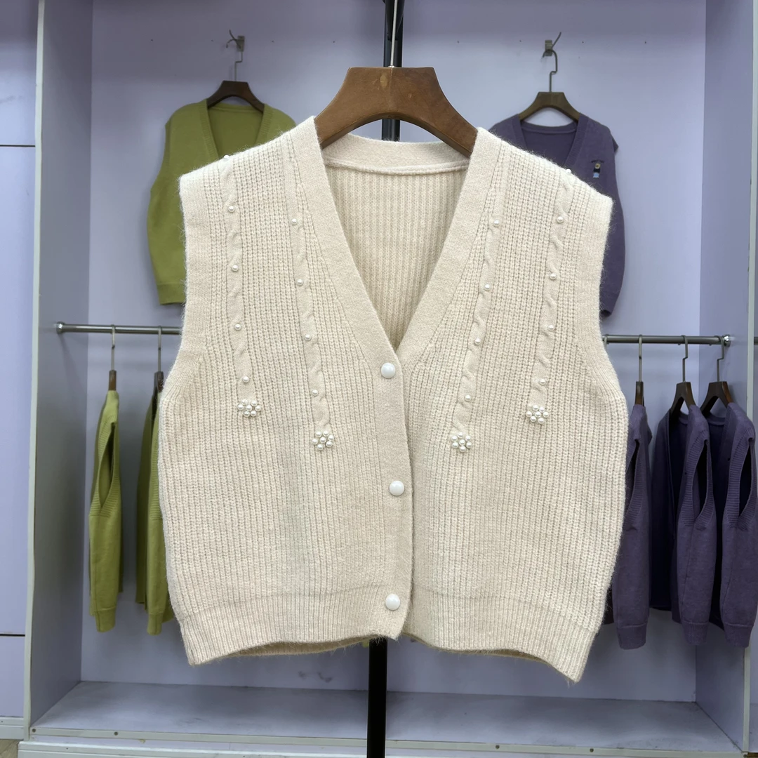 398 独特别致高级感内搭今年流行的马夹开衫复古休闲坎肩外搭上衣