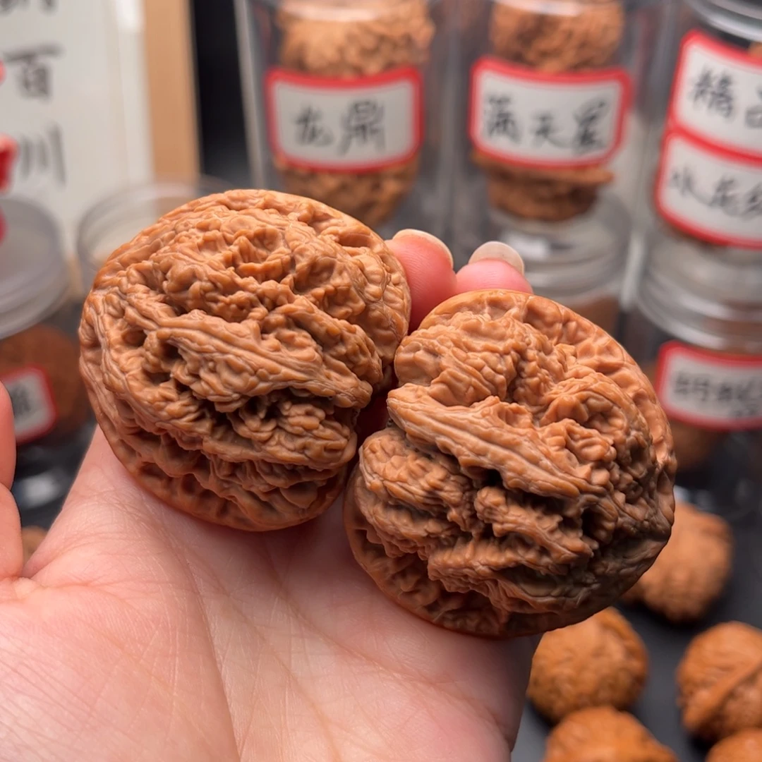文玩核桃把件48精品粗筋
