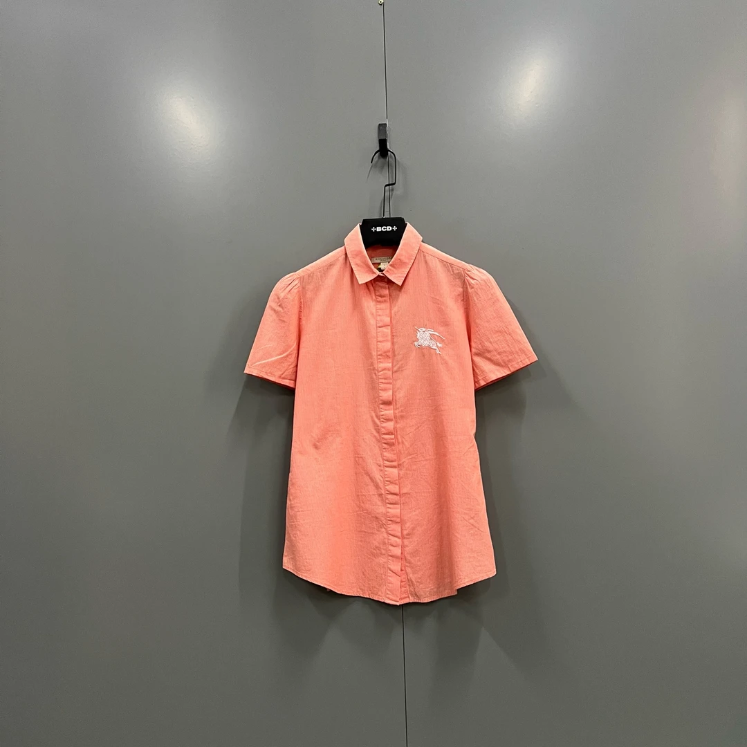 99新 BURBERRY/博柏利 h818  条纹骑士刺绣短袖衬衫 S码 606943