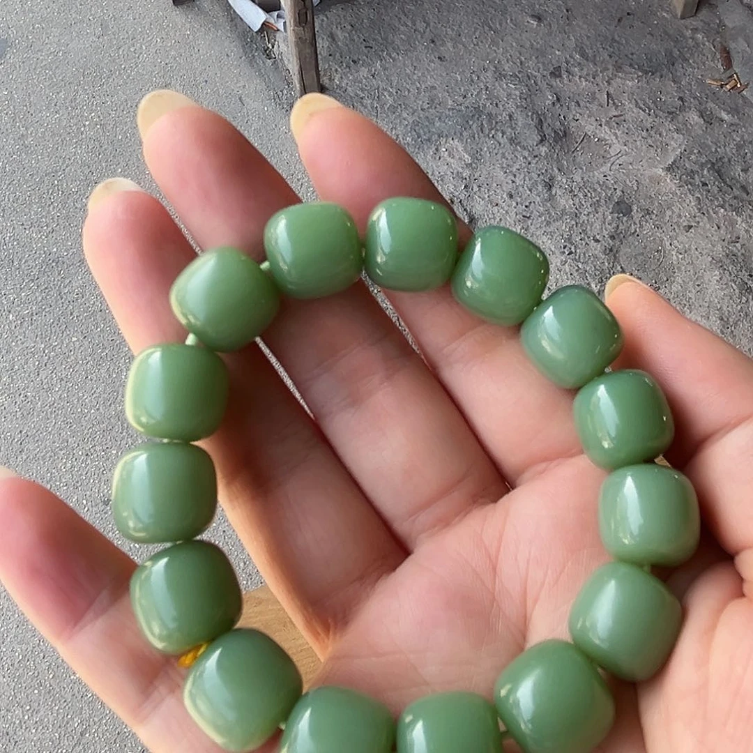 手链未镶嵌和田玉（碧玉）