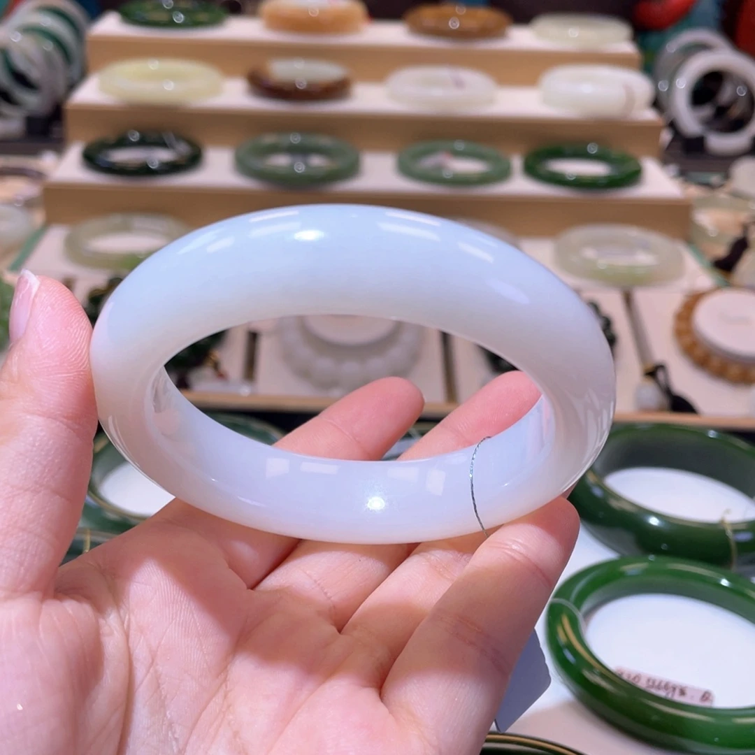 和田玉未镶嵌颈饰收藏级羊脂手镯59/60