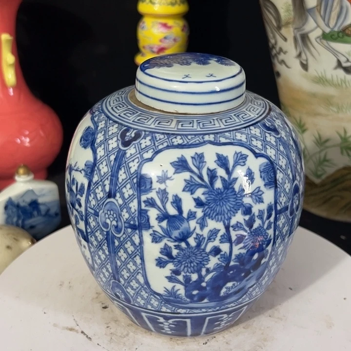 瓷片摆件等各种工具进行