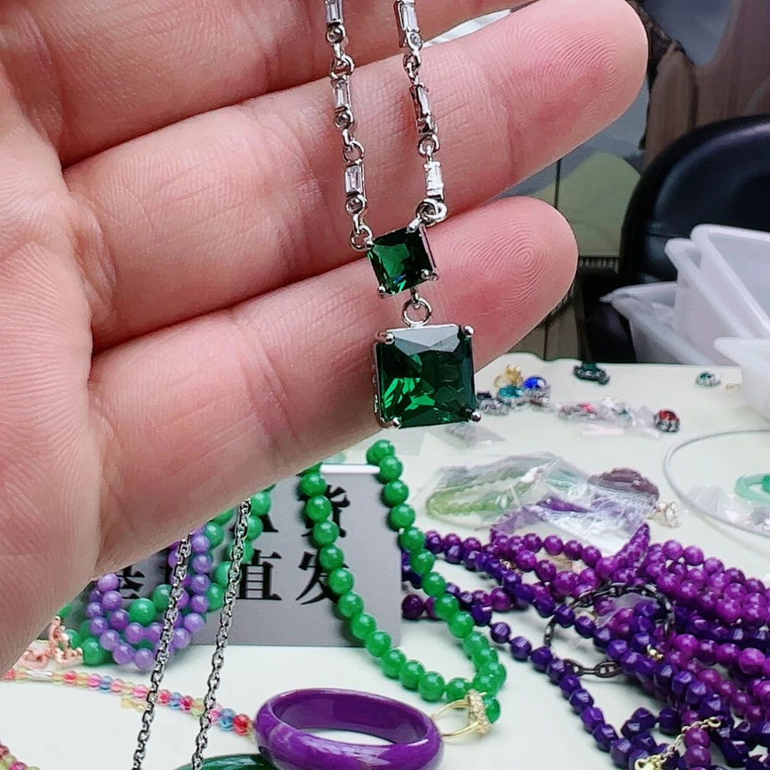 绿色碧玺吊坠(赠链)14K金镶嵌