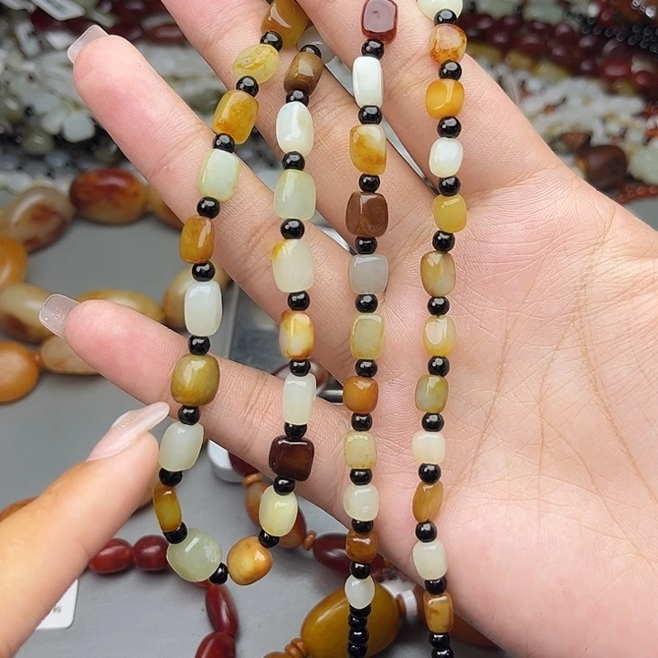 和田玉（糖玉）未镶嵌手链