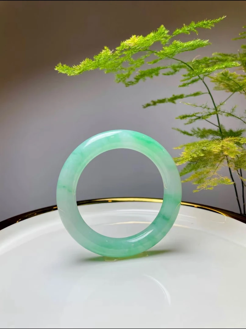 A原矿缅风时尚美人翠高端手镯饰品（小小）