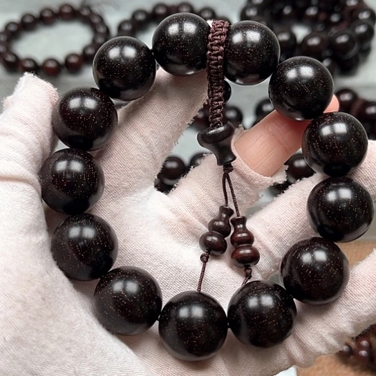 檀香紫檀（小叶紫檀）景*