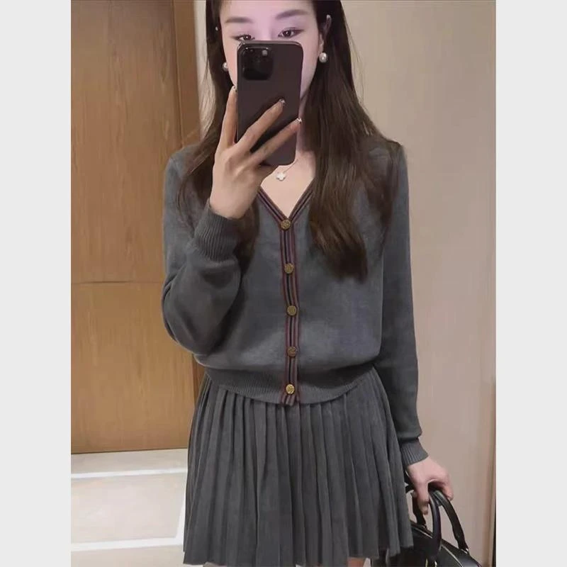 2024穿搭一整套韩风高级感两件套秋装女时尚针织开衫半身裙两件套