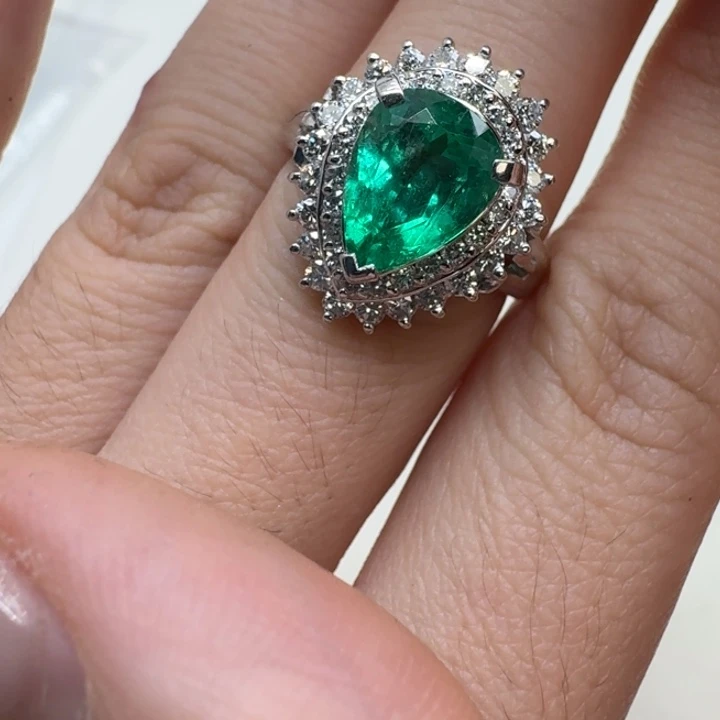 祖母绿戒指未镶嵌