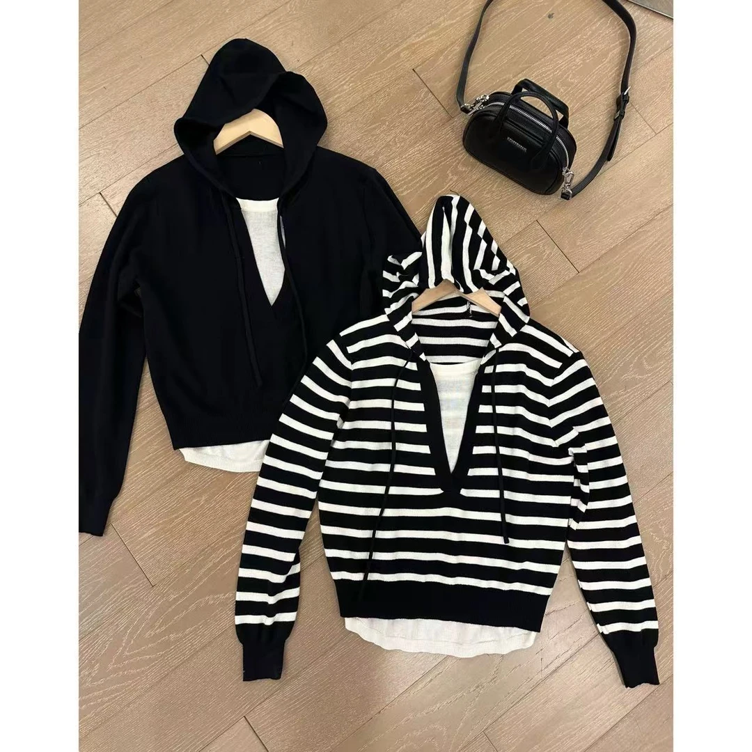 小静静一会【假两件帽衫】2025春款拼色套头针织衫 2502C448