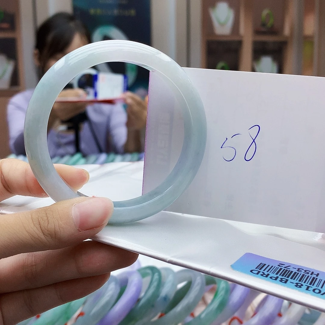 翡翠手镯未镶嵌g