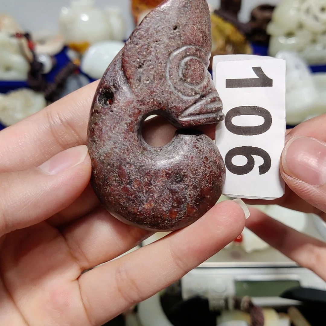 和田玉未镶嵌车挂