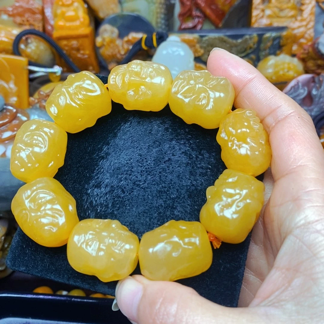 未镶嵌石英质玉（黄龙玉）颈饰