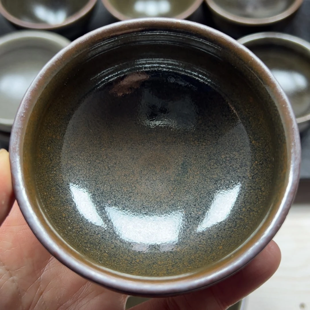 茶盏一**风人生就像蒲公英，没事尽量少吹