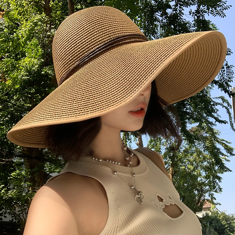 法式大帽檐草帽女2025年春新款度假风海边太阳帽可折叠遮阳帽子潮