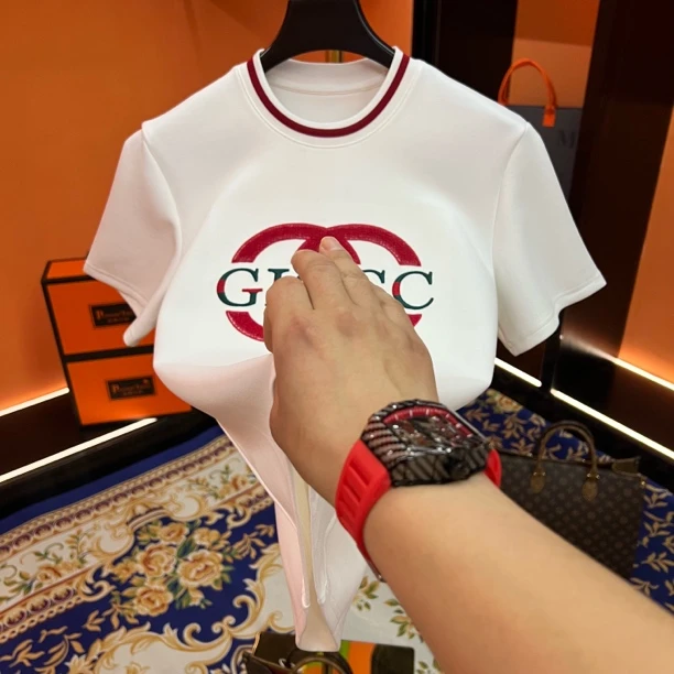 2025春季新款男士圆领轻奢刺绣休闲百搭短袖