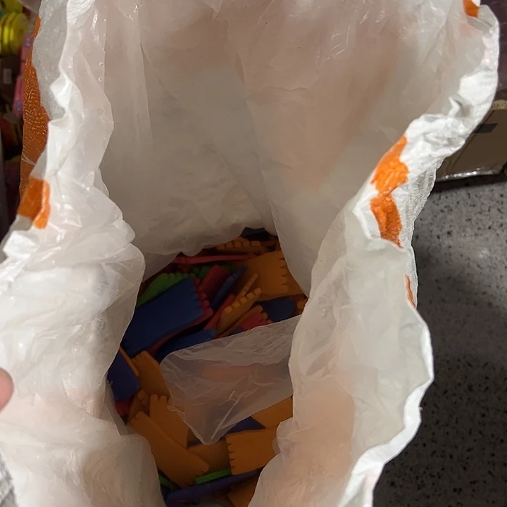 D***k随机发150个绕线板1111