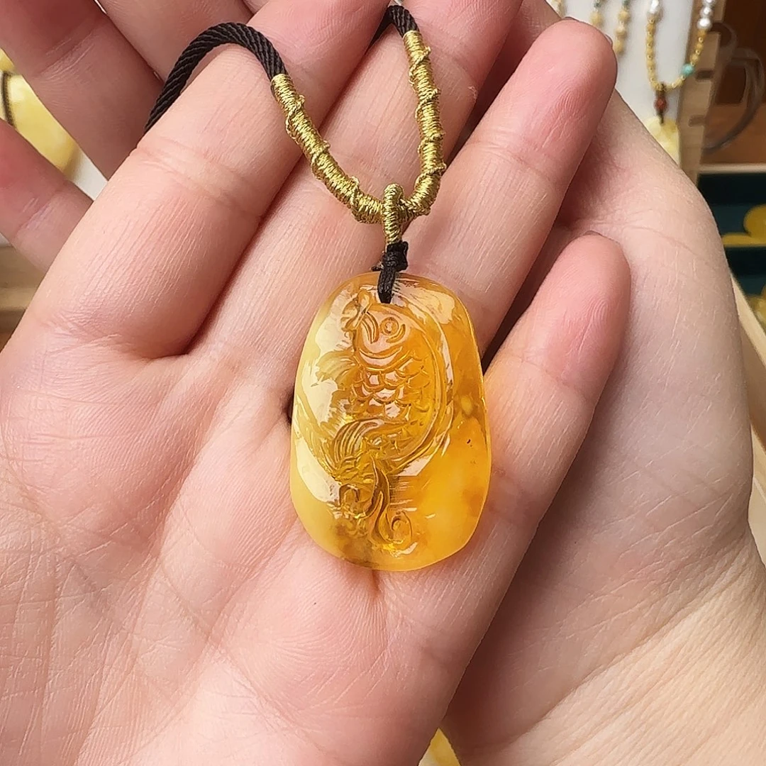 琥珀颈饰未镶嵌吊坠