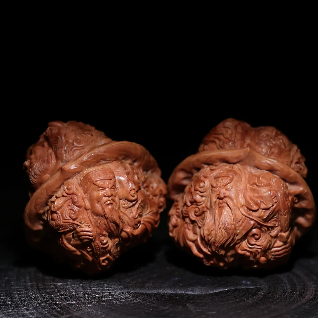 A444四大财神 文玩核桃雕刻手把件