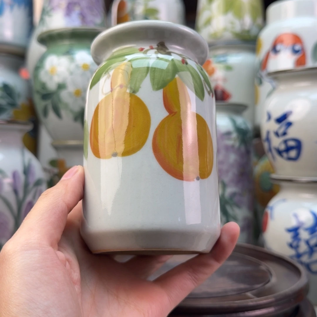 景德镇纯手绘陶瓷花瓶